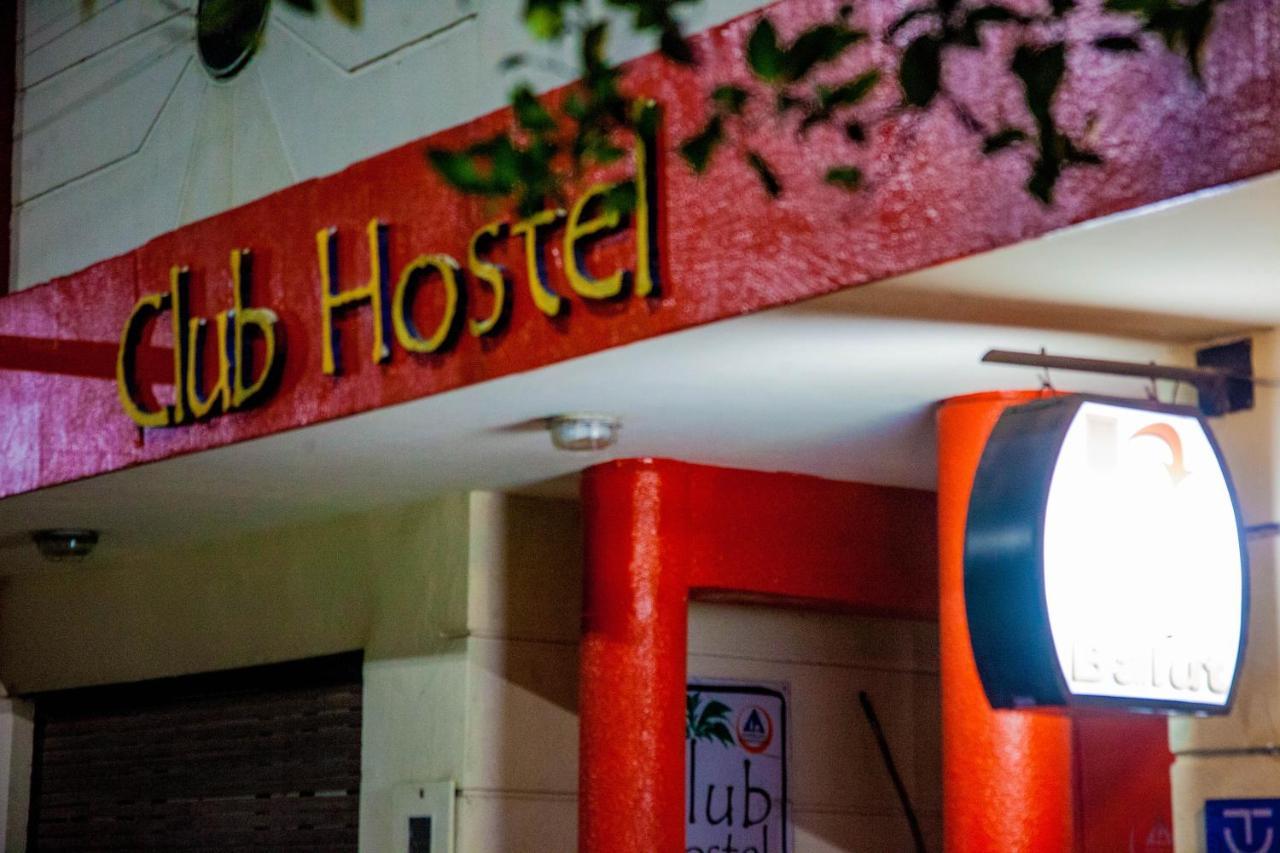 Club Hostel Jujuy San Salvador de Jujuy Exterior photo